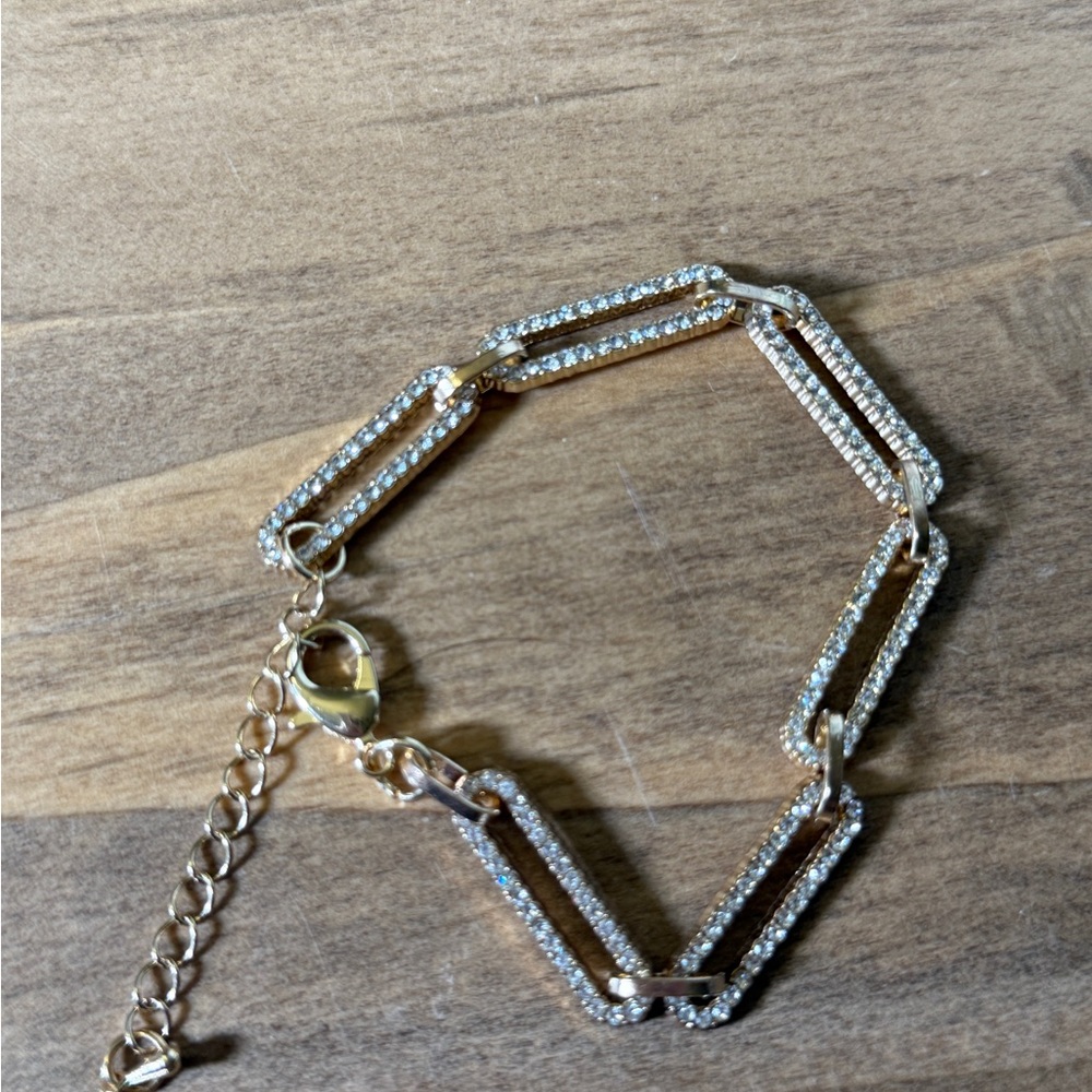 Gold paper clip women’s bracelet with Austrian crystals new